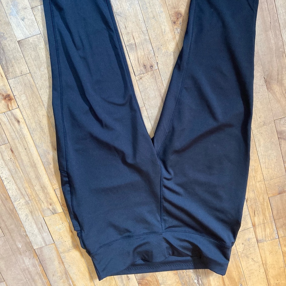Pop Fit Crop Leggings w/ pockets - Black